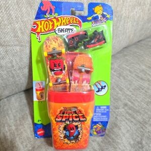 Hot Wheels Skateboards with 2 Skateboards and a Pair of Shoes